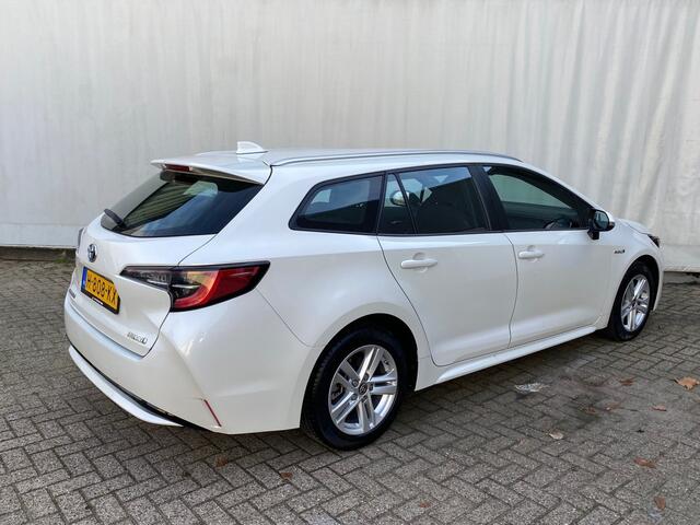 Toyota COROLLA Touring Sports 1.8 Hybrid / Navigatie