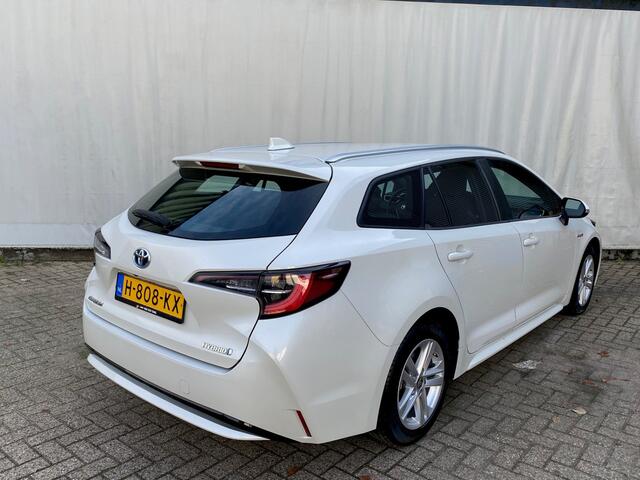 Toyota COROLLA Touring Sports 1.8 Hybrid / Navigatie