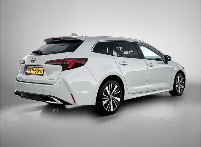 Toyota COROLLA Touring Sports Hybrid 140 Dynamic | Navigatie | PDC | Halfleder | Stoelverwarming |