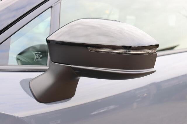 Toyota COROLLA Cross Hybrid 180 GR Sport , Nieuw en direct leverbaar met ¤1.500,- voordeel