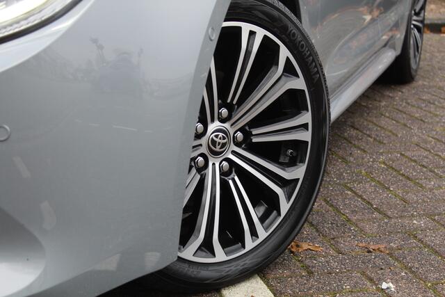 Toyota COROLLA Touring Sports 1.8 Hybrid Executive | Rijklaar | Blind Spot | Head Up | JBL | Park.sens. v+a | El.achterklep | Apple/Android | Keyless | LED