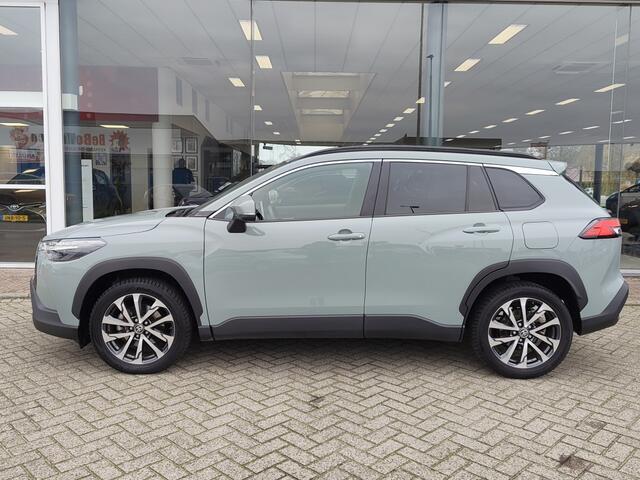 Toyota COROLLA Hybrid 140 Style + Premium Pack | Trekhaak | Half Leder | Stoelv