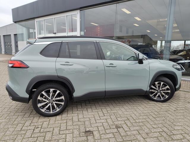 Toyota COROLLA Hybrid 140 Style + Premium Pack | Trekhaak | Half Leder | Stoelv