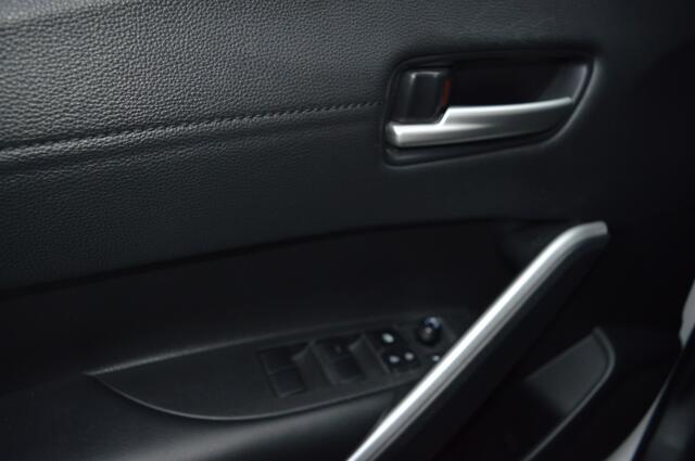 Toyota COROLLA 2.0 HP Hybrid Lau.Ed, Trekhaak, Panorama dak, Camera,