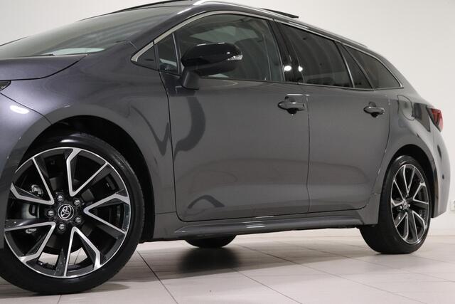 Toyota COROLLA Touring Sports Hybrid 140 Executive, ¤ 2.000 inruilpremie, Executive Plus Pack, Panorama dak, BSM, Lederen bekleding!