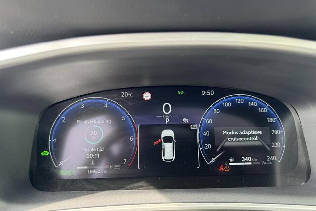 Toyota COROLLA Cross 1.8 Hybrid Executive Edition Panoramadak, Dodehoekdetectie, Parkeersensoren voor + achter, Elektrische achterklep, Led, Navi, Garantie t/m 2034!