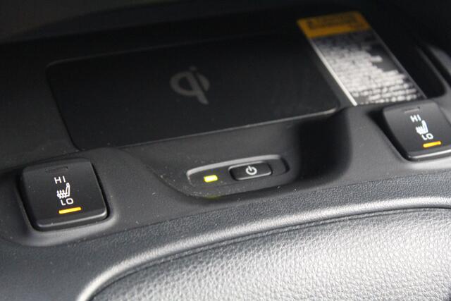 Toyota COROLLA 1.8 Hybrid Dynamic Sedan | Rijklaar | Apple/Android | Clima | Adap.cruise | Stoelverw. | Keyless | Dealer onderhouden | NL-auto