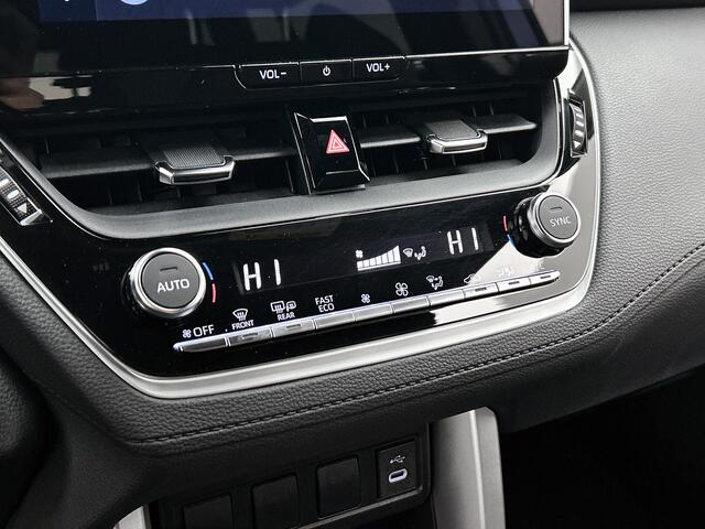 Toyota COROLLA Cross Hybrid 140 Style | NL-Auto | Parkeercamera | Elek. Kofferklep | Navigatie |