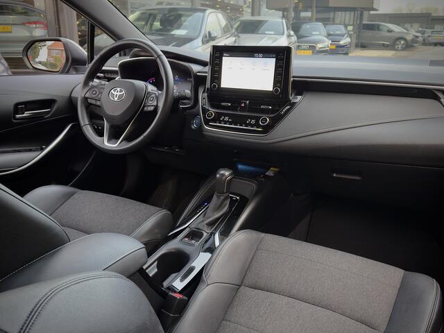 Toyota COROLLA Touring Sports 1.8 HYBRIDE PLUS AUT LEDER NAVI CAMERA LED LMV PDC