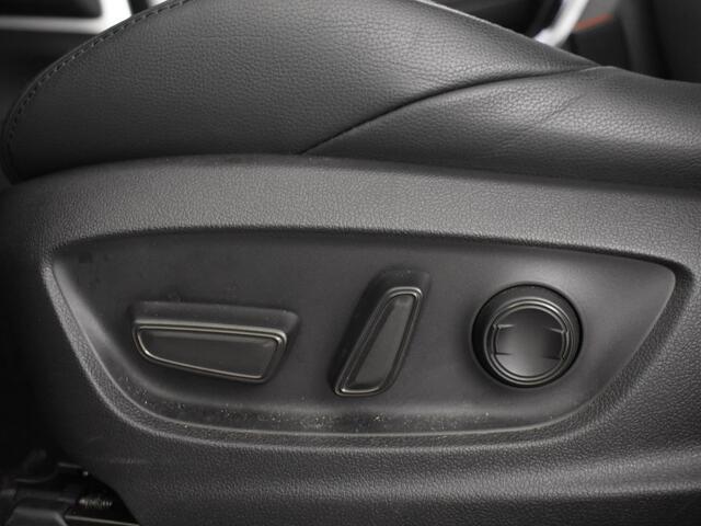 Toyota COROLLA Cross Hybrid 140 Style | Panormadak | Stoelverwarming | PDC V+A