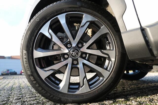 Toyota COROLLA Cross 2.0 Hybrid 200 First Edition Automaat | Apple Carplay en Android