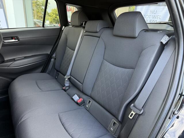 Toyota COROLLA Cross Hybrid 140 Style | All Seasons | Parkeersensoren V+A