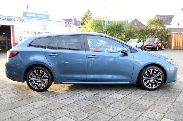 Toyota COROLLA Touring Sports 1.8 Hybrid Business Plus