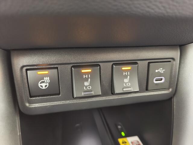 Toyota COROLLA Cross Hybrid 140 Style | Sensoren v/a | El. Achterklep | Stoel- & Stuu