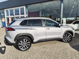 toyota-corolla-cross-hybrid-140-sty