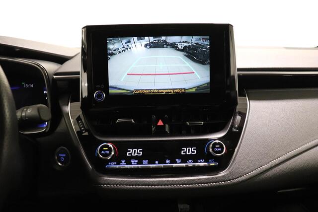 Toyota COROLLA Touring Sports 1.8 Hybrid GR-Sport, Apple Carplay/Android Auto, Stoelverwarming, Dealer onderhouden!