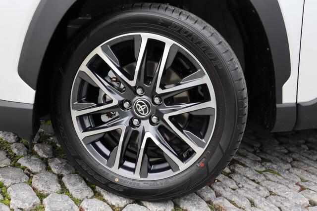 Toyota COROLLA Cross Hybrid 140 Dynamic, Apple carplay / Android auto, Parkeersensoren, Stoelverwarming, Stuurverwarming, Elektrische achterklep, BSM.