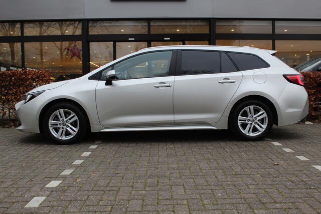 Toyota COROLLA Touring Sports Hybrid 200 Dynamic Plus | Rijklaar | Trekhaak | Navi | Stoel/stuur-verwarming | Apple/Android | Elek achterklep |