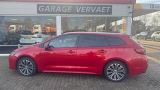 toyota-corolla-touring-sports-2.0-h