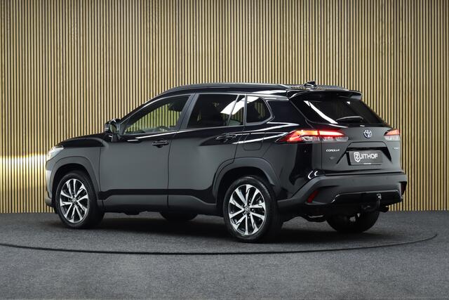 Toyota COROLLA Cross Hybrid 200 Style | Afneembare Trekhaak | Adaptive-cruise | Afneembare Trekhaak | Camera | Clima | Keyless | Apple Carplay & Adroid Auto | Elek. Achterklep | Navigatie | Stoel & Stuurverwarming | Dodehoekdetec