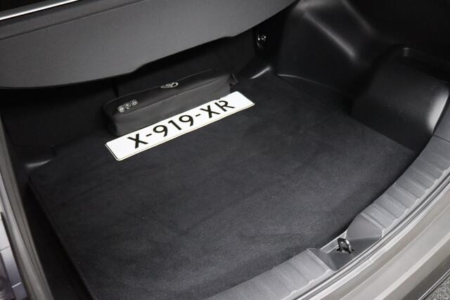 Toyota COROLLA Cross Hybrid 200 Style | Afneembare Trekhaak | Adaptive-cruise | Afneembare Trekhaak | Camera | Clima | Keyless | Apple Carplay & Adroid Auto | Elek. Achterklep | Navigatie | Stoel & Stuurverwarming | Dodehoekdetec