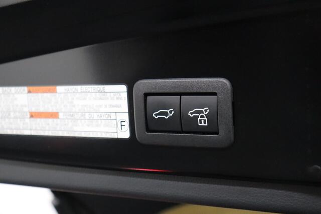 Toyota COROLLA Cross Hybrid 200 Style | Afneembare Trekhaak | Adaptive-cruise | Afneembare Trekhaak | Camera | Clima | Keyless | Apple Carplay & Adroid Auto | Elek. Achterklep | Navigatie | Stoel & Stuurverwarming | Dodehoekdetec