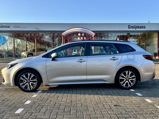 Toyota COROLLA Touring Sports Hybrid 140 Business+ Automaat | CarPlay | Stuurverwarm. | 17'' L