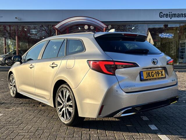 Toyota COROLLA Touring Sports Hybrid 140 Business+ Automaat | CarPlay | Stuurverwarm. | 17'' L
