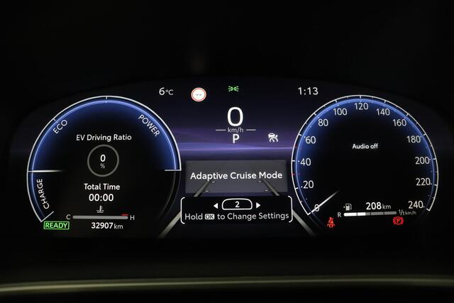 Toyota COROLLA Cross Hybrid 140 Style | Parkeer sensoren | Premium Pack | Eerste eigenaar |