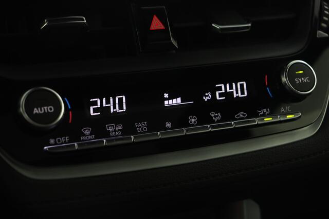 Toyota COROLLA Cross Hybrid 140 Style | Parkeer sensoren | Premium Pack | Eerste eigenaar |