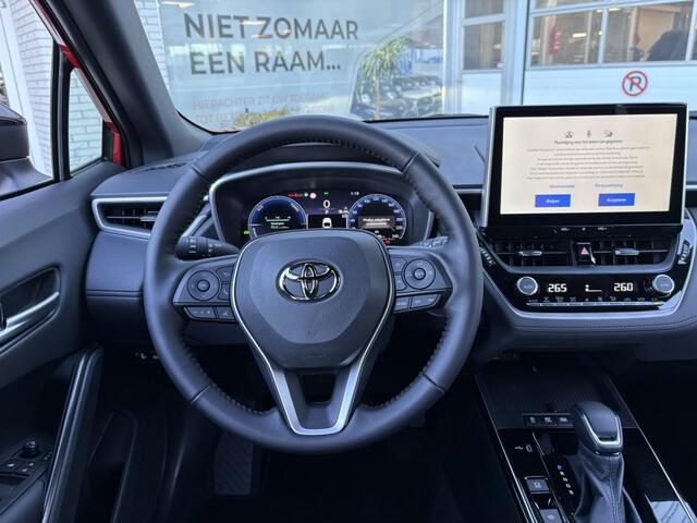 Toyota COROLLA Cross Hybrid 180 Dynamic | Stuur+ Stoelverwarming | Blindspot |