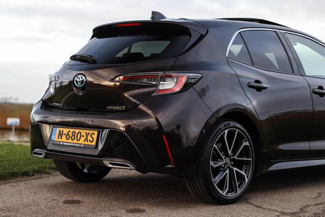 Toyota COROLLA 2.0 Hybrid Executive JBL ? Pano ? Camera ? LED