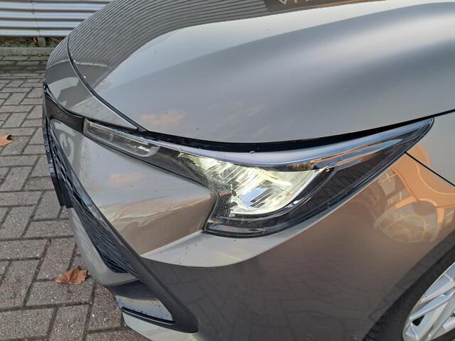 Toyota COROLLA Touring Sports 1.8 Hybrid Active | LM Velgen | Clima | Cruise | Ndl auto!! | Navigatie | Led | Apple carplay | 1e Eigenaar | RIJKLAARPRIJS INCL 12 MAANDEN GARANTIE EN BEURT