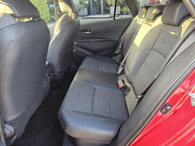 Toyota COROLLA Touring Sports 1.8 Hybrid Business Plus