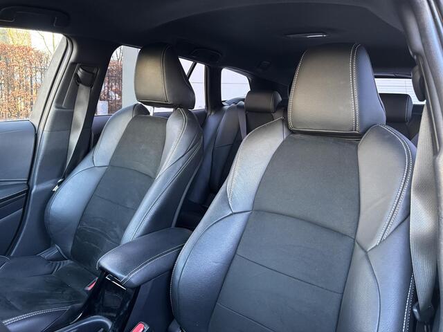 Toyota COROLLA Touring Sports 1.8 Hybrid Business | Navigatie | Stoelverwarming | Chrome pack |