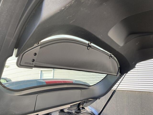 Toyota COROLLA Touring Sports Hybrid 140 Active NL-auto, boekjes compleet, navigatie, Apple CarPlay/Android Auto, achteruitrij camera, cruise control, keyless start