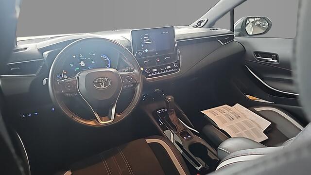 Toyota COROLLA Touring Sports 2.0 Hybrid 184pk Business GR-Sport / Navigatie / Camera / Apple Carplay / Stoelverwarming