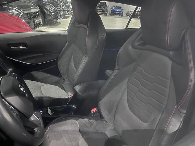 Toyota COROLLA Touring Sports 2.0 Hybrid Business Sport Intro