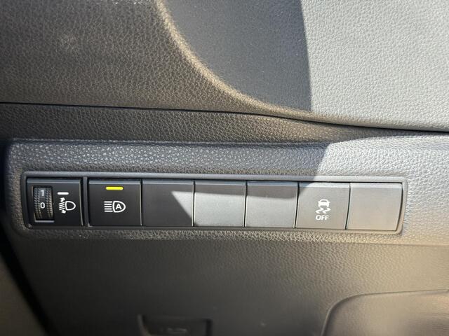 Toyota COROLLA 1.8 Hybrid Active | Afn. Trekhaak | Camera | ACC | Climate control | DAB | 17" Lichtmetaal