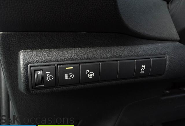 Toyota COROLLA Hybrid 140 Business