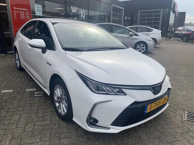 Toyota COROLLA Sedan 1.8 Hybrid Active Automaat