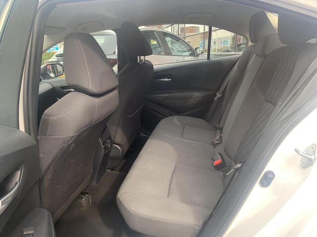 Toyota COROLLA Sedan 1.8 Hybrid Active Automaat