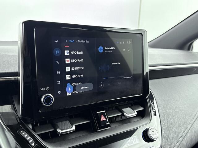 Toyota COROLLA Touring Sports 1.8 Hybrid Active Luxury | Stoel / Stuurwielverwarming | Elek. Kofferklep | Apple Carplay / Android Auto |