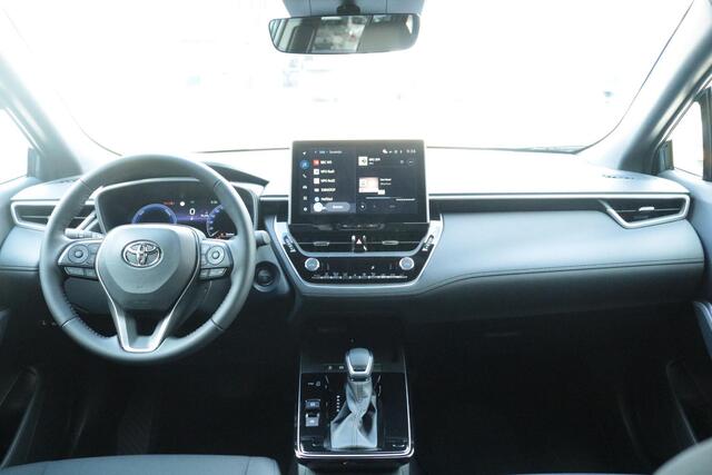 Toyota COROLLA Cross Hybrid 140 Dynamic , Stuur- en stoelverwarming, nu met ¤1.500,- demovoordeel!