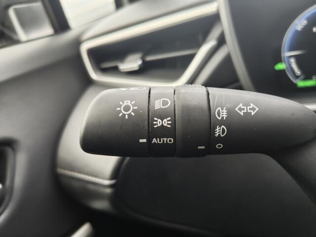 Toyota COROLLA Cross Hybrid 140 Style | Sensoren v/a | El. Achterklep | Stoel- & Stuu