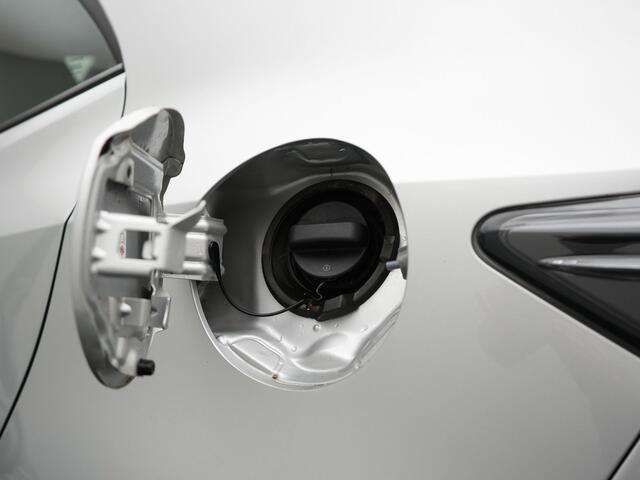 Toyota COROLLA 1.8 Hybrid First Edition