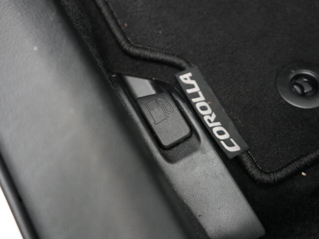 Toyota COROLLA 1.8 Hybrid First Edition