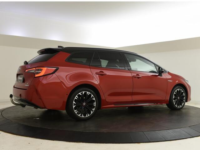 Toyota COROLLA Touring Sports 1.8 Hybrid GR-Sport | Trekhaak | PDC V+A | Carplay