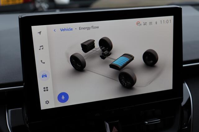 Toyota COROLLA Hybrid 180 Executive | Stoel & Stuurverwarming | Parkeersensoren voor en achter | Head Up Display | Cruise & Climate Control | Nieuw en direct leverbaar!