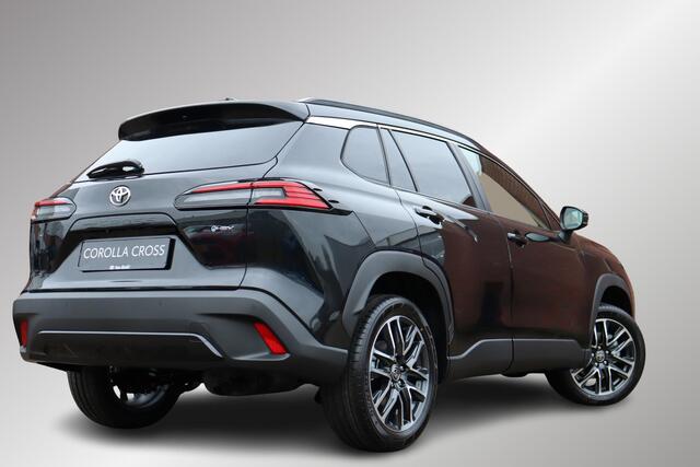 Toyota COROLLA Cross Hybrid 140 Dynamic | Stoel & Stuurverwarming | Dodehoekdetectie | Adaptief Cruise & Climate Control | Parkeersensoren Voor & Achter | Nieuw en direct beschikbaar!